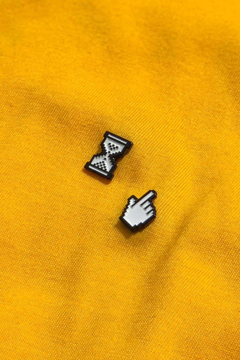 Girls Who Code Pointer + Hourglass Pins